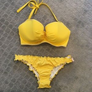 VS Getaway Halter and Ruched Ruffle Bikini